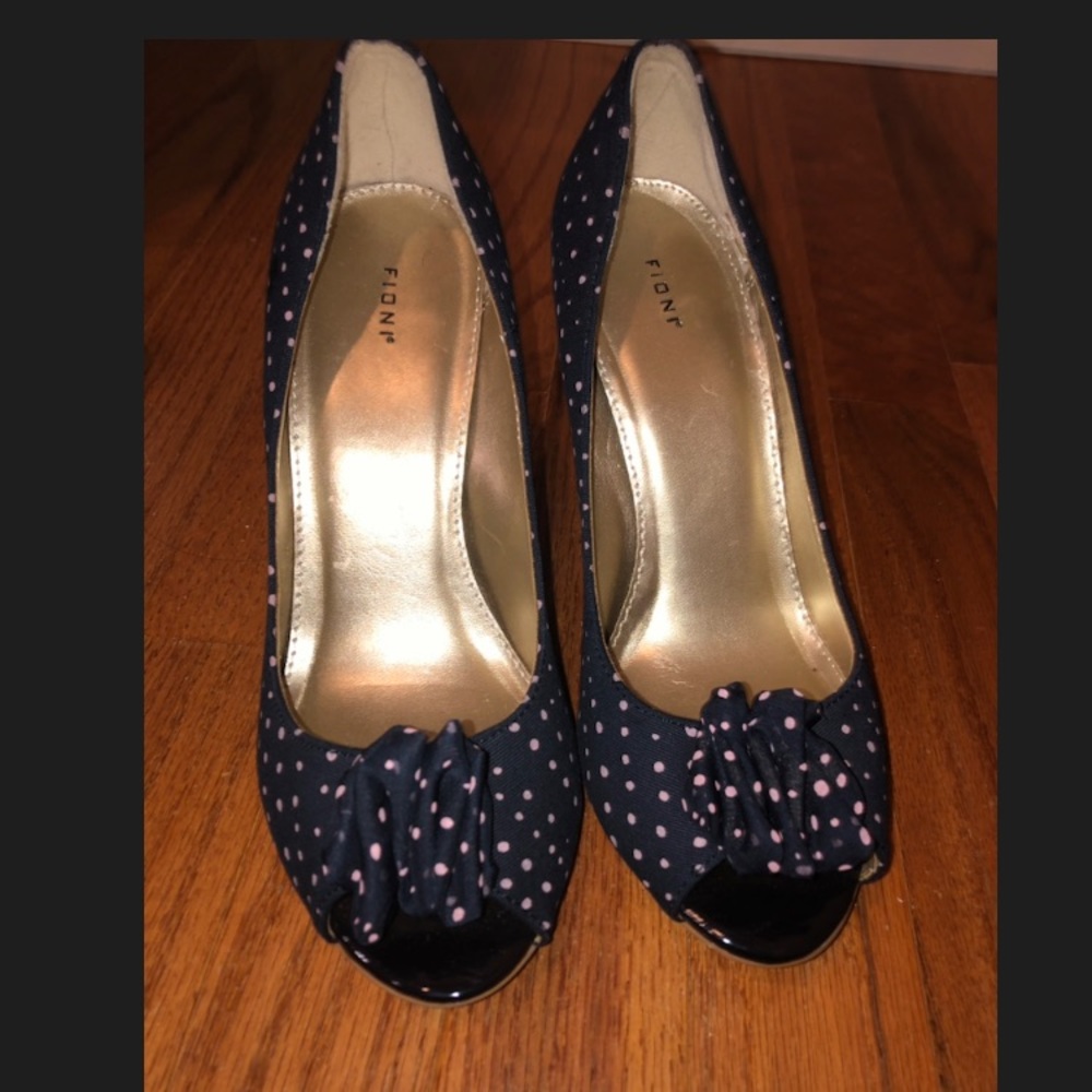 Fidni peep toe polka dot pumps